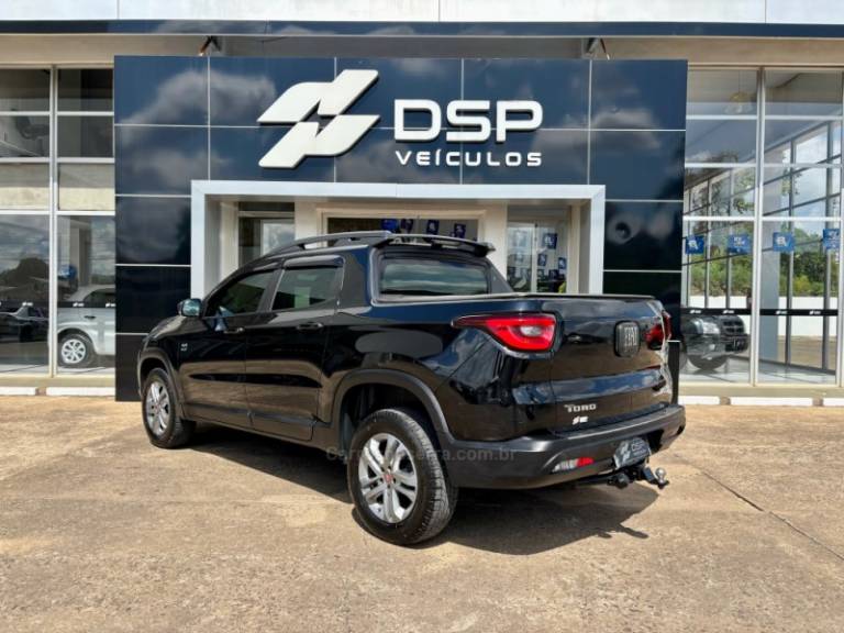 FIAT - TORO - 2021/2021 - Preta - R$ 124.900,00