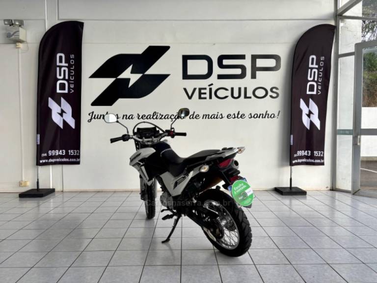 HONDA - NXR 160 - 2022/2022 - Branca - R$ 21.900,00