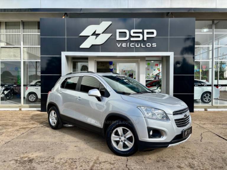 CHEVROLET - TRACKER - 2016/2016 - Prata - R$ 73.900,00