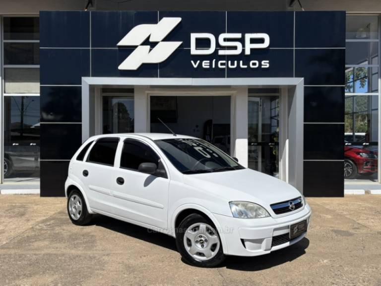 CHEVROLET - CORSA - 2011/2012 - Branca - R$ 34.900,00