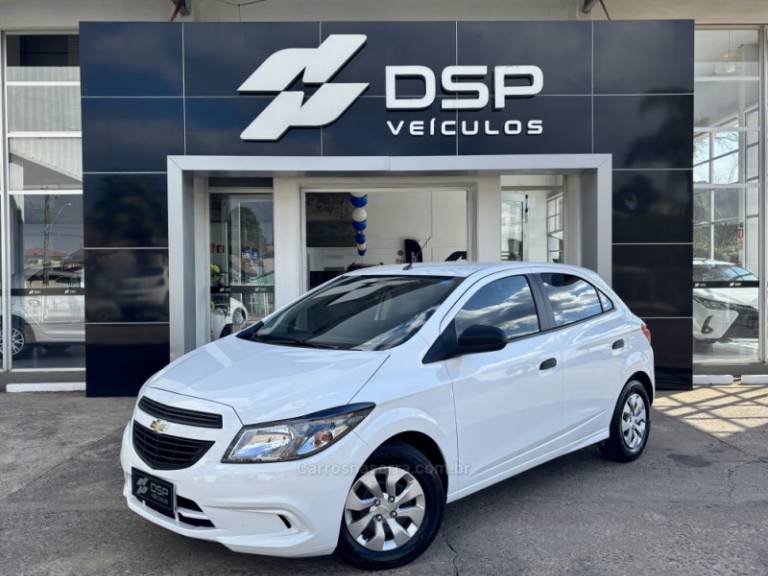 CHEVROLET - ONIX - 2019/2019 - Branca - R$ 55.900,00