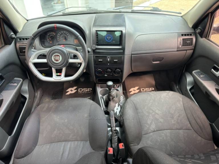 FIAT - SIENA - 2010/2011 - Prata - R$ 29.900,00