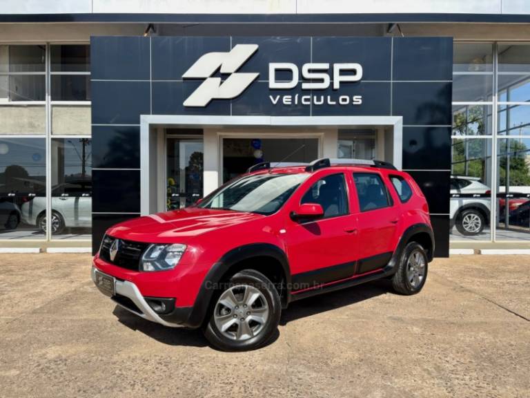 RENAULT - DUSTER - 2017/2018 - Vermelha - R$ 73.900,00