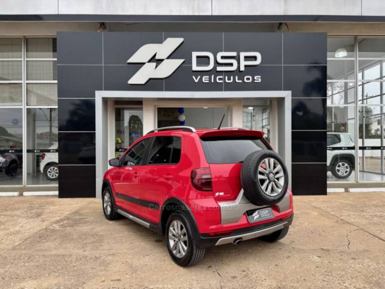 VOLKSWAGEN - CROSSFOX - 2013/2013 - Vermelha - R$ 45.900,00