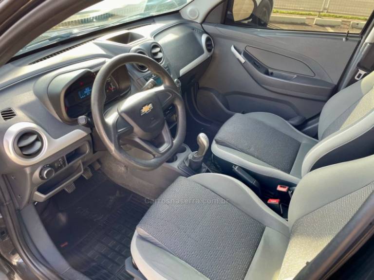 CHEVROLET - MONTANA - 2018/2019 - Preta - R$ 58.900,00