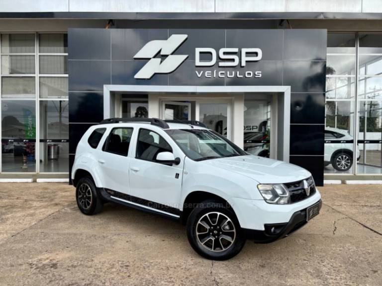 RENAULT - DUSTER - 2015/2016 - Branca - R$ 65.900,00