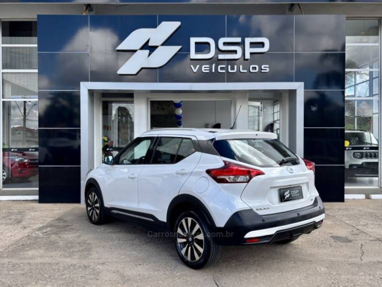 NISSAN - KICKS - 2018/2019 - Branca - R$ 87.900,00