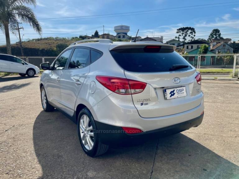 HYUNDAI - IX35 - 2011/2012 - Prata - R$ 66.900,00