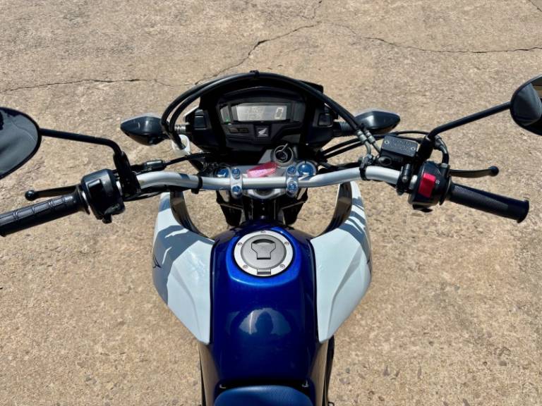 HONDA - NXR 160 - 2024/2024 - Branca - R$ 21.900,00