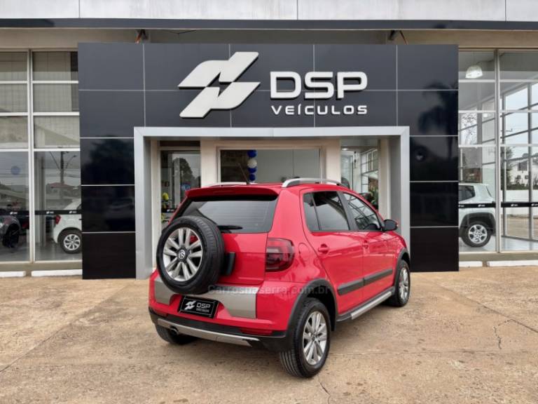 VOLKSWAGEN - CROSSFOX - 2013/2013 - Vermelha - R$ 45.900,00
