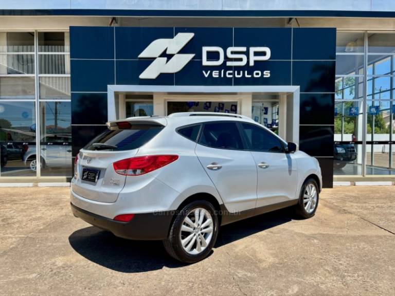 HYUNDAI - IX35 - 2011/2012 - Prata - R$ 66.900,00