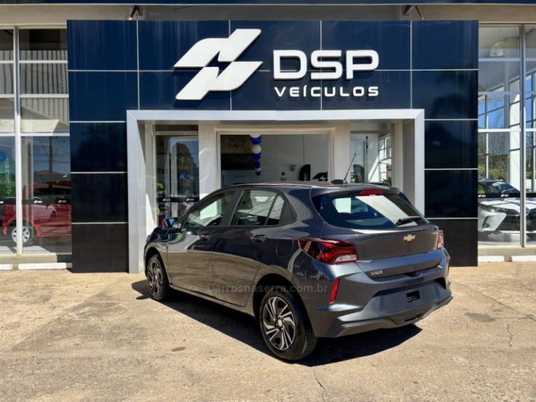 CHEVROLET - ONIX - 2025/2026 - Cinza - Sob Consulta