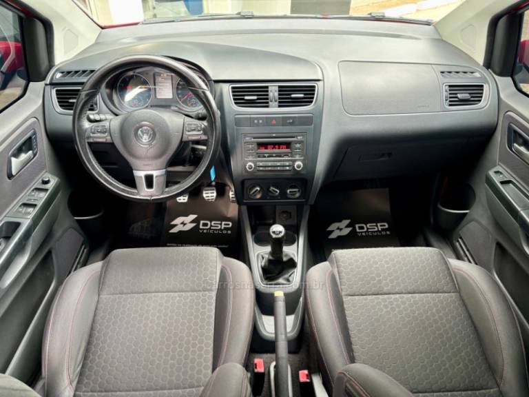 VOLKSWAGEN - CROSSFOX - 2013/2013 - Vermelha - R$ 45.900,00
