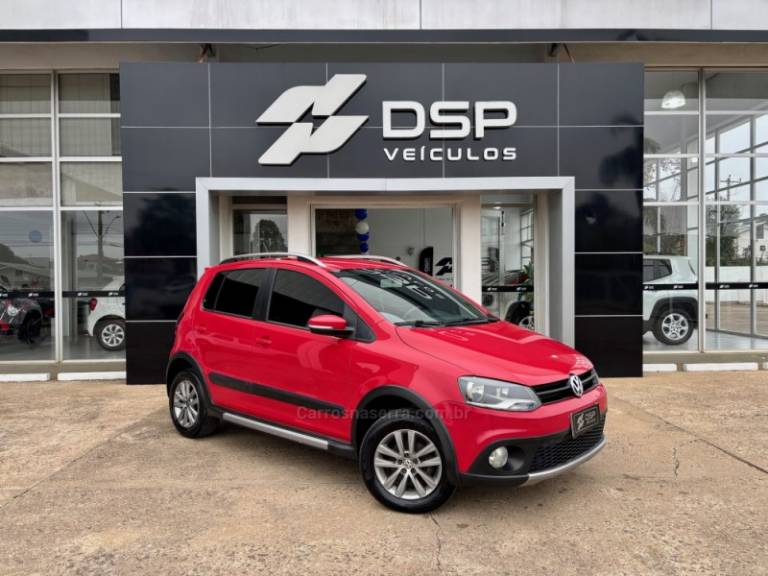 VOLKSWAGEN - CROSSFOX - 2013/2013 - Vermelha - R$ 45.900,00