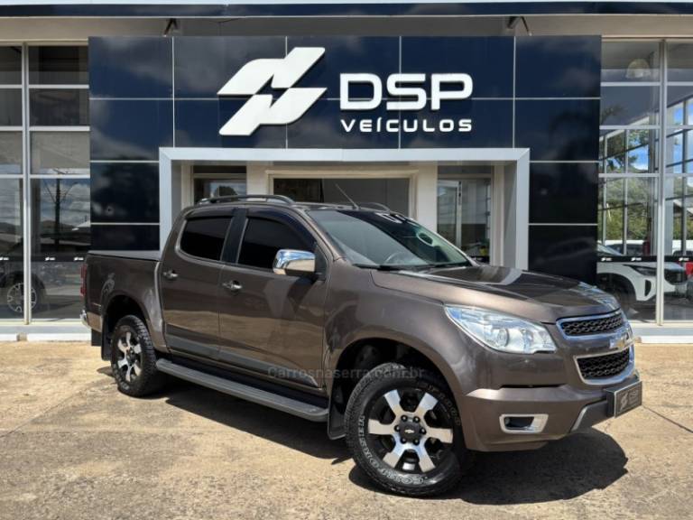 CHEVROLET - S10 - 2013/2013 - Cinza - R$ 95.900,00