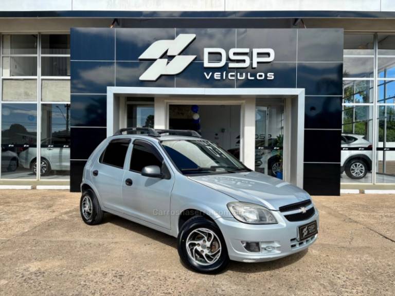 CHEVROLET - CELTA - 2011/2012 - Prata - R$ 24.900,00