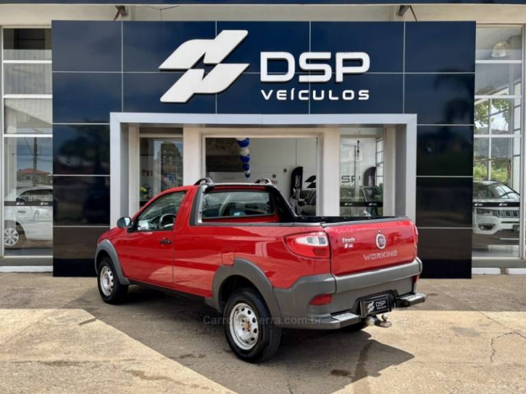 FIAT - STRADA - 2016/2017 - Vermelha - R$ 49.900,00