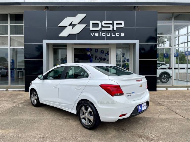 CHEVROLET - PRISMA - 2018/2018 - Branca - R$ 69.900,00