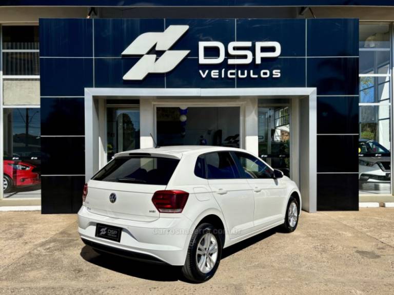 VOLKSWAGEN - POLO - 2019/2020 - Branca - R$ 73.900,00