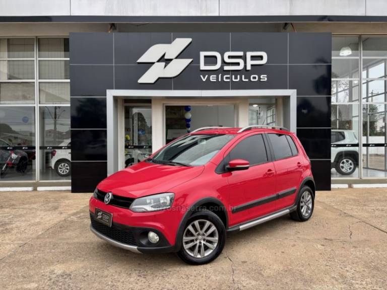 VOLKSWAGEN - CROSSFOX - 2013/2013 - Vermelha - R$ 45.900,00